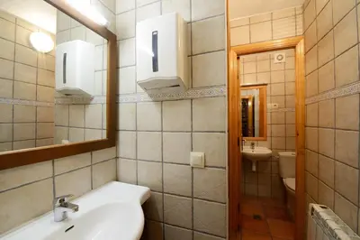 Un baño de Habitación El Mirador Casa Cajal