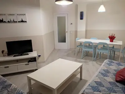 Una televisión o centro de entretenimiento en Apartseu