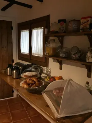 Comida en o cerca of this country house