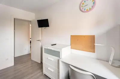 Una televisión o centro de entretenimiento en Apartamento Turístico Marcelo Celayeta AT Cerca del Centro