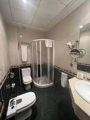 Un baño de Hotel El Cisne