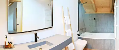 Un baño de Hotel Lo Paller