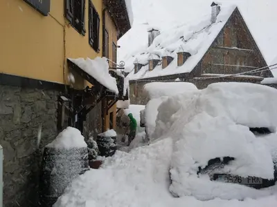 Fonda Eth Petit - Sólo adultos,niños a partir de 12 años en invierno