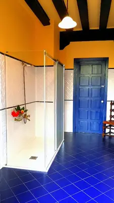 Un baño de Hostal Palacio Jaureguia