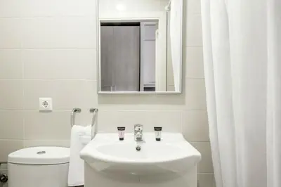 Un baño de Residencia Universitaria Resa Los Abedules