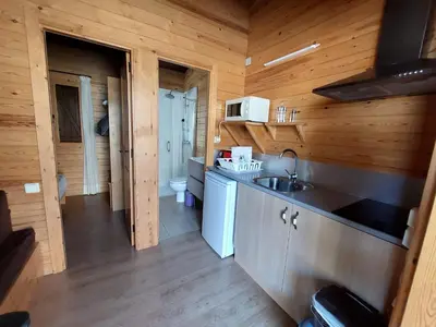 Una cocina o zona de cocina en Bungalows Nou Camping