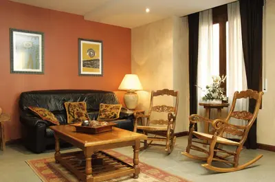 Zona de estar de Hotel Pirineos