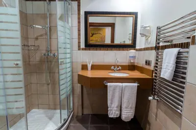 Un baño de Hotel Flor De Neu