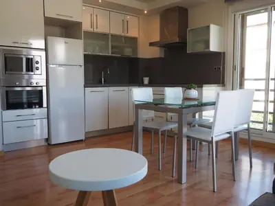 Una cocina o zona de cocina en Apartamento Ainsa Pirineo