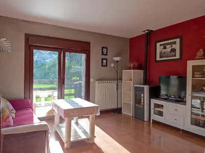 Una cocina o zona de cocina en vivienda isabel