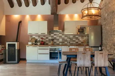 Una cocina o zona de cocina en La Borda de Chelis