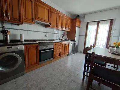 Una cocina o zona de cocina en Pedroenea Apartamento Elizondo