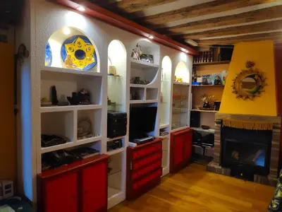 Una televisión o centro de entretenimiento en Plaza Consistorial