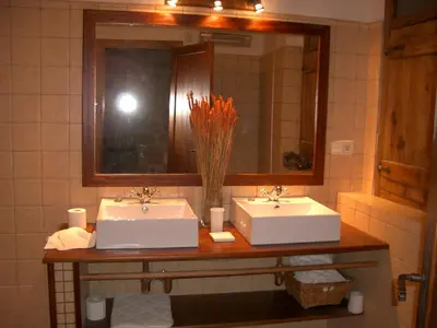 Un baño de El Racó de les Grases