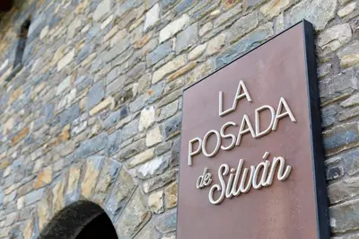 Certificado, premio, señal o documento que está expuesto en La Posada de Silvan
