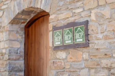 Certificado, premio, señal o documento que está expuesto en El Portal de la Irene - Apartamentos Rurales