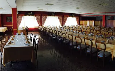 Zona business o sala de conferencias en Hotel Rausan