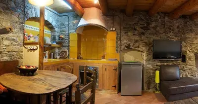 Una cocina o zona de cocina en Casa Independiente Rural Ca de Corral