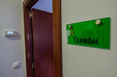 Certificado, premio, señal o documento que está expuesto en Albergue Turístico Tierras Altas