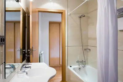 Un baño de Posada del Almudí