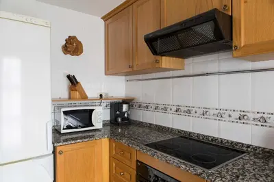 Una cocina o zona de cocina en Apartamento en Benasque Casa Siñantonio - InmoCyma