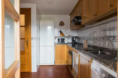 Una cocina o zona de cocina en Apartamento en Benasque Casa Siñantonio - InmoCyma