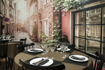 Un restaurante o sitio para comer en Hotel Ciutat de Tarrega