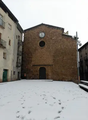 Estudios Casa Lola de Talarn en invierno