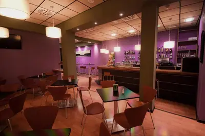 Un restaurante o sitio para comer en Hotel Fornos