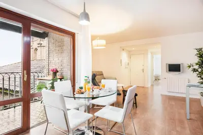Una televisión o centro de entretenimiento en Apartamento con vistas en centro histórico