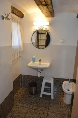 Un baño de Mas de Bruquet