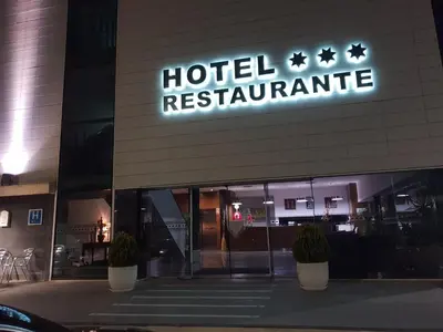 Certificado, premio, señal o documento que está expuesto en Norte Hotel