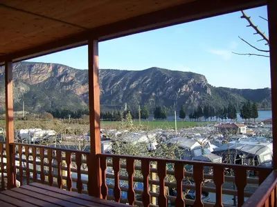 Paisaje cerca de este camping