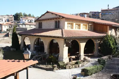 Edificio en el que se encuentra el albergue