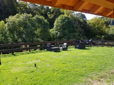 Jardín al aire libre en Hostal Rural Iratiko Urkixokoa