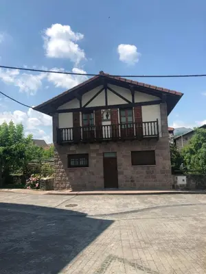 Edificio en el que se encuentra la casa o chalet