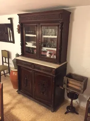 El salón o zona de bar de Alojamiento Turístico Las Catonas de Antoñanzas