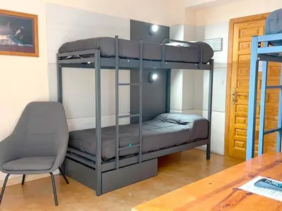 Litera o literas de una habitación en Apartamentos Midi 3000