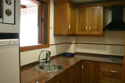 Una cocina o zona de cocina en Apartamentos Les Picardes