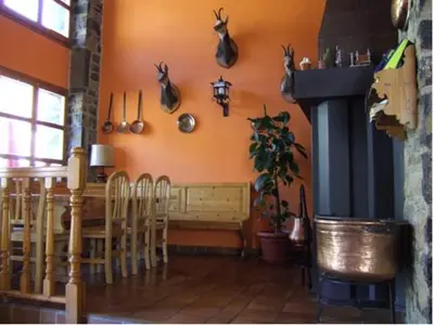 Un restaurante o sitio para comer en Hotel Eriste