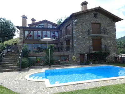 Piscina en o cerca de El Tossalet Turismo rural