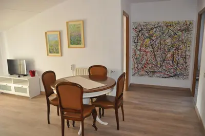 Una televisión o centro de entretenimiento en Can Valleta