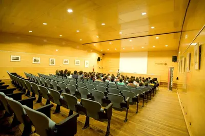 Zona business o sala de conferencias en MónNatura Pirineus