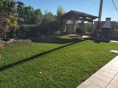 Jardín al aire libre en Puerta de Sobrarbe - Torreciudad