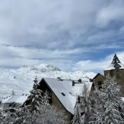 SNÖ Villa de Sallent 3