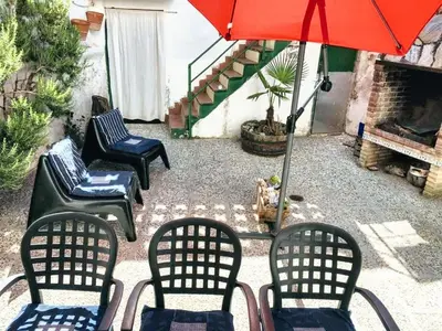 Zona de estar de Charming House in El Poyo del Cid with Garden and Terrace