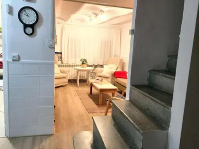 Zona de estar de Charming House in El Poyo del Cid with Garden and Terrace