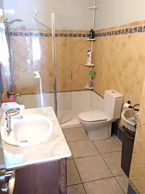 Un baño de Piso La Torre