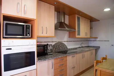 Una cocina o zona de cocina en MEQUEDO EN ALCAÑIZ