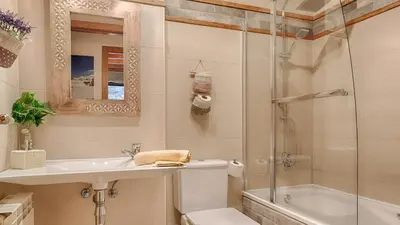 Un baño de Saplan Real Estate CASISH